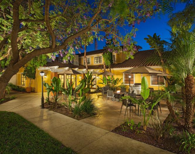 Clementine Hotel & Suites Anaheim - Außenansicht