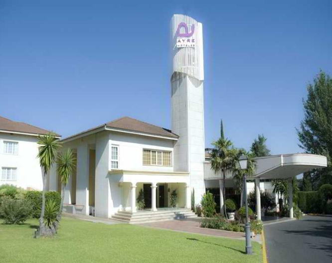 Ayre Hotel Cordoba - Außenansicht