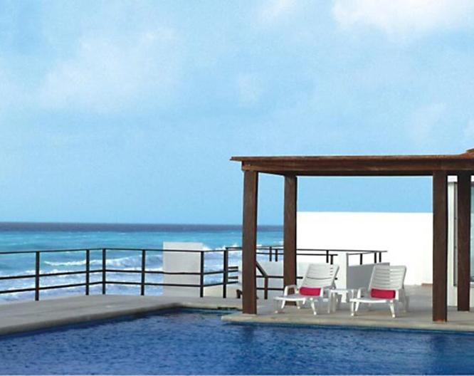 Flamingo Cancun Resort - Außenansicht