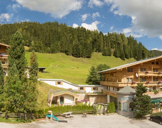 Mountainclub Hotel Ronach - Außenansicht