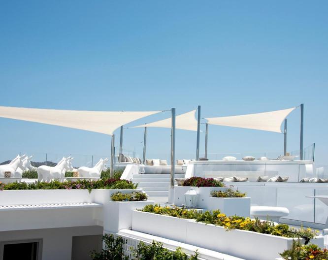 Canaves Sunday - Außenansicht