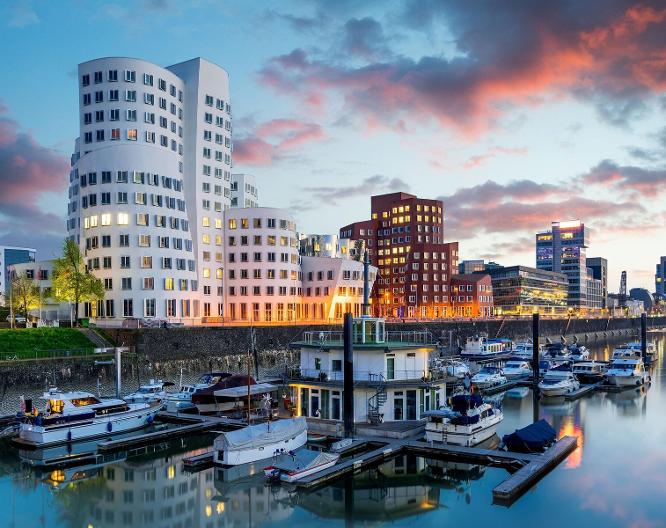 Holiday Inn Express Dusseldorf City North - Außenansicht