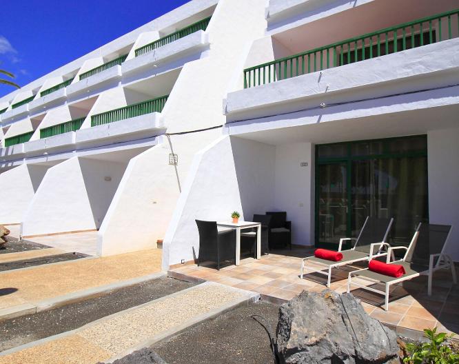 Apartamentos La Peñita - Außenansicht