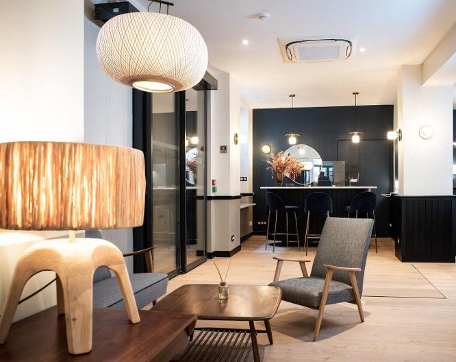 Hôtel des Arts Bastille - Essen und Trinken