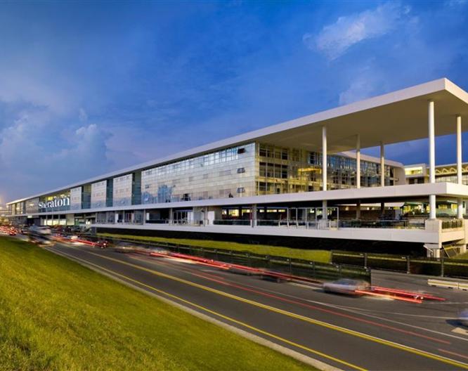 Sheraton Milan Malpensa Airport Hotel & Conference Centre - Außenansicht