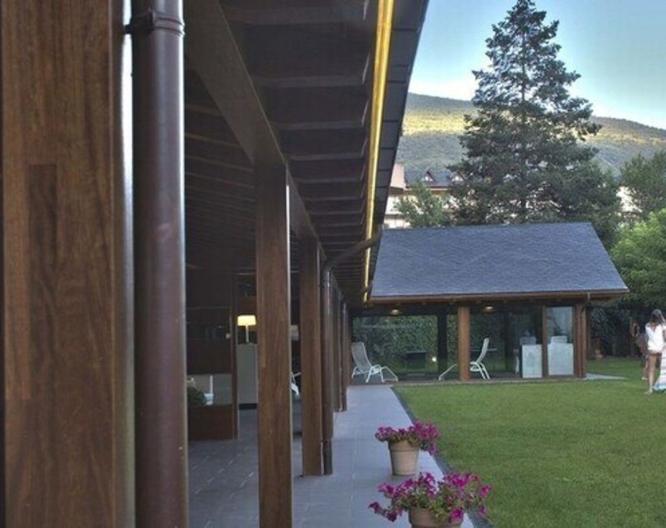 Apartamentos Hotel Pessets & Spa - Außenansicht