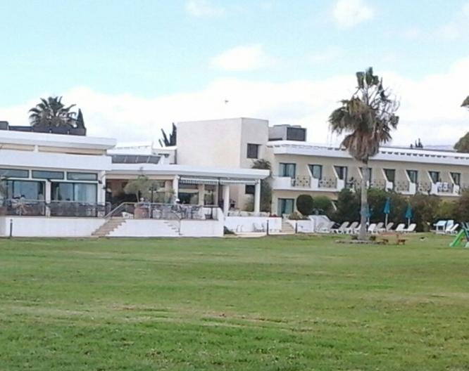 Natura Beach Hotel & Villas - Außenansicht