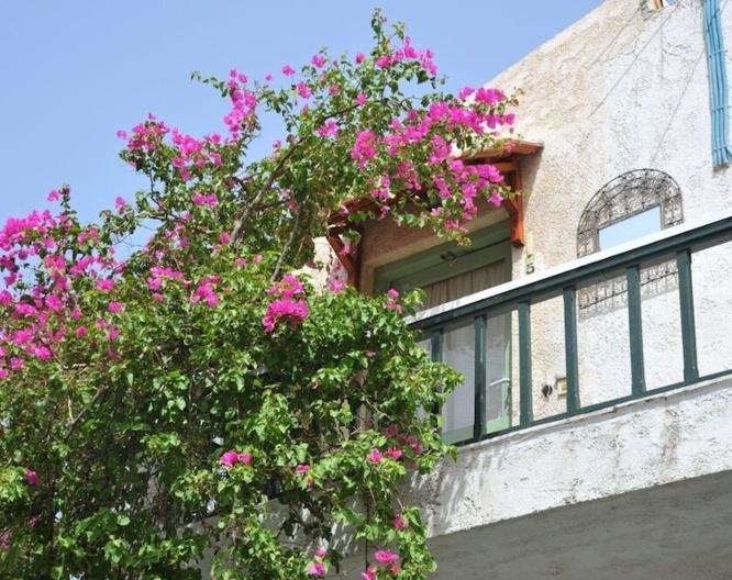 Elounda Colour Apartments - Außenansicht