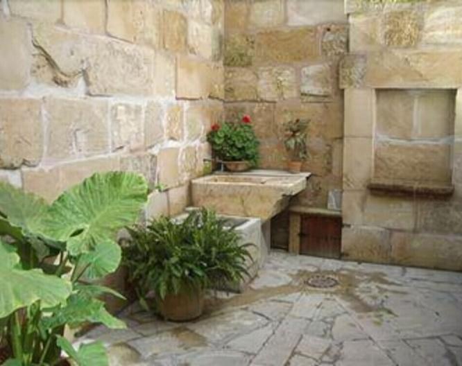 L’Hostal - Interior Hotel - Landschaft