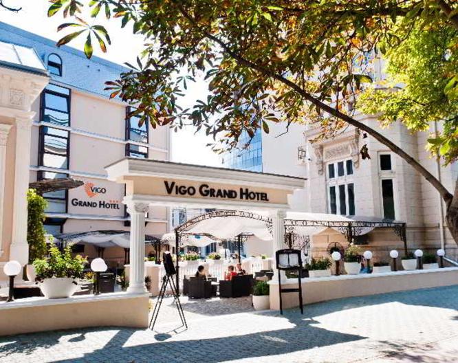 Vigo Grand Hotel - Außenansicht