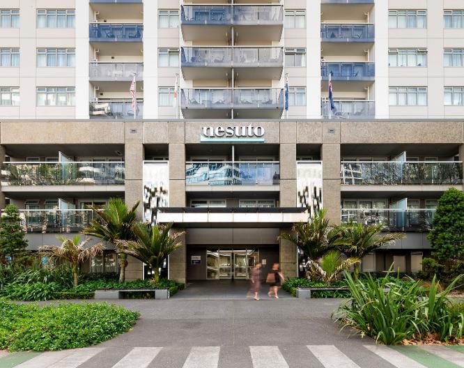 Nesuto Stadium Apartment Hotel - Außenansicht