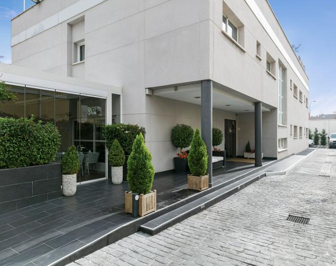 Globales Acis y Galatea - Außenansicht