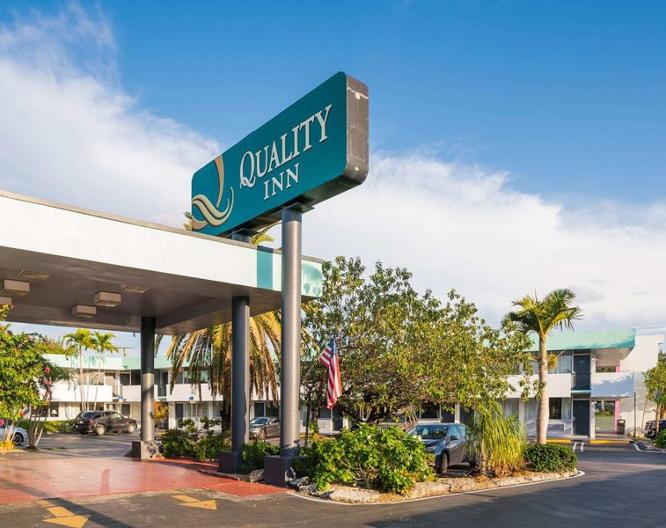 Quality Inn South at The Falls - Außenansicht