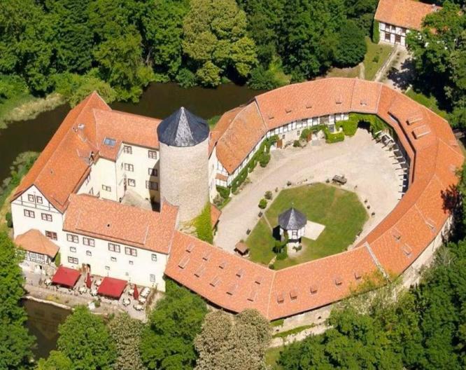Hotel und Spa Wasserschloss Westerburg - Außenansicht