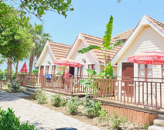 Nova Beach Hotel - Außenansicht