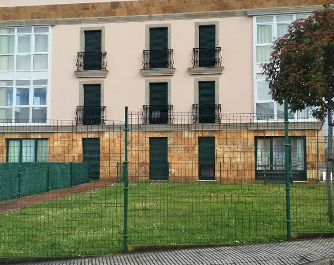 Apartamentos Playa de las Catedrales 3000 - Außenansicht