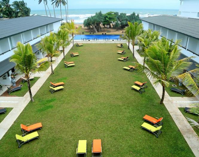 Coco Royal Beach Resort - Außenansicht