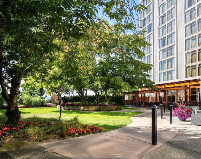 Radisson Blu Vancouver Airport Hotel & Marina - Außenansicht