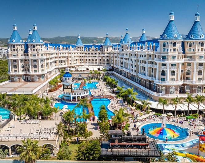 Haydarpasha Palace - Außenansicht