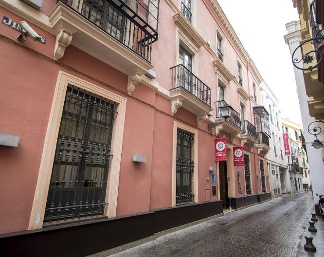 Petit Palace Marques Santa Ana - Außenansicht