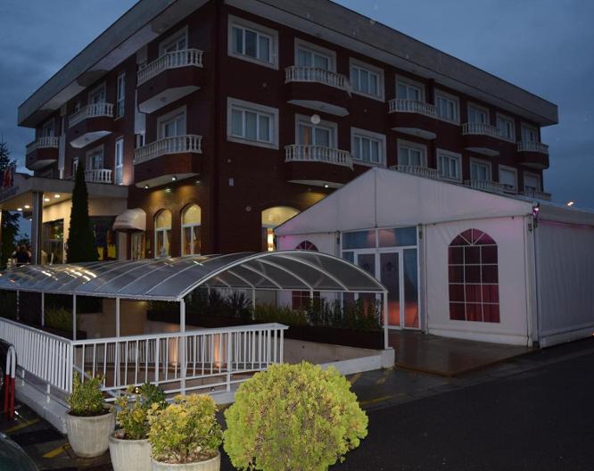 Hotel Camino Real - Vue extérieure