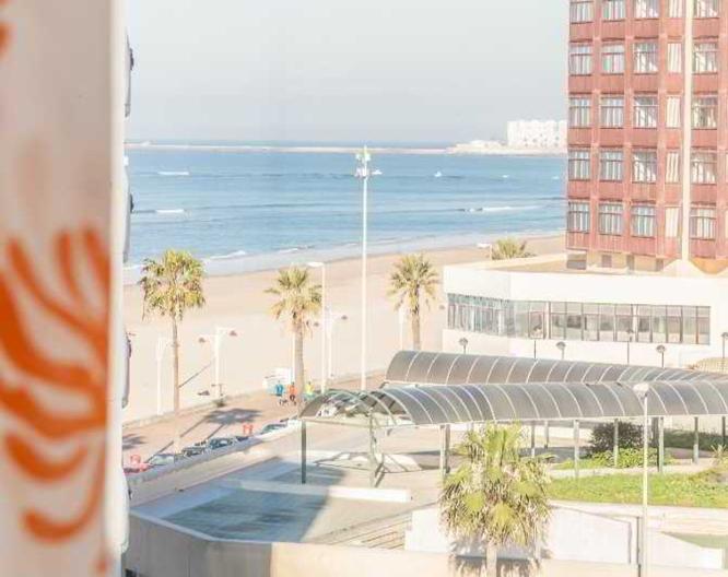 Spa Cadiz Plaza - Außenansicht
