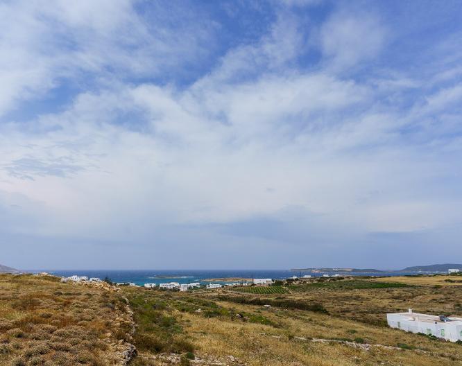 Mr & Mrs White Paros - Landschaft