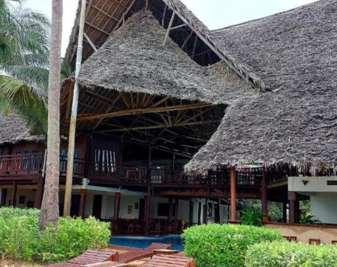 Kena Beach Hotel - Außenansicht