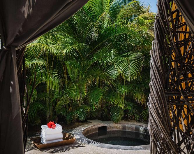 Conrad Punta de Mita - Vue extérieure