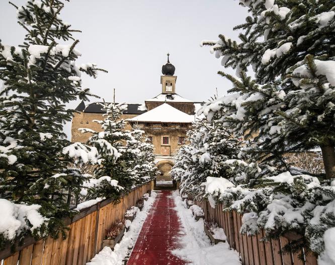 Hotel Schloss Gabelhofen - Außenansicht