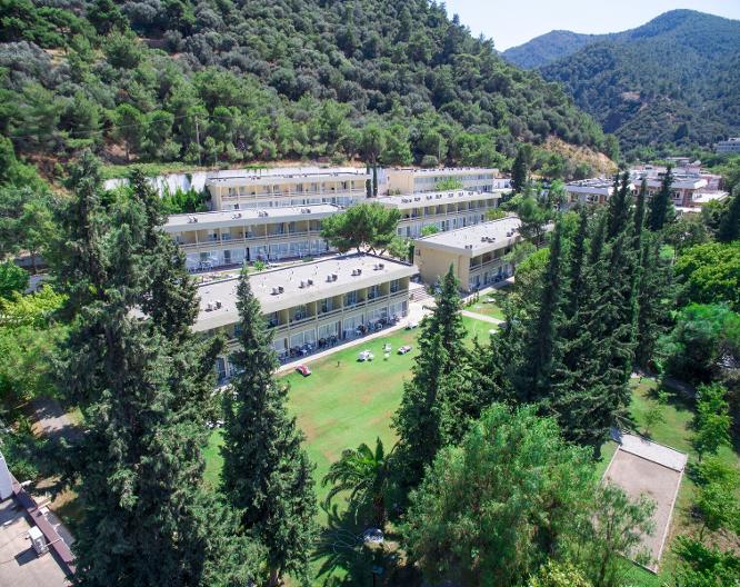 Balcova Thermal Otel - Außenansicht