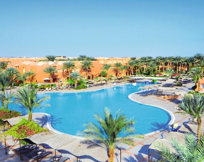 Jaz Makadi Oasis Resort - Außenansicht