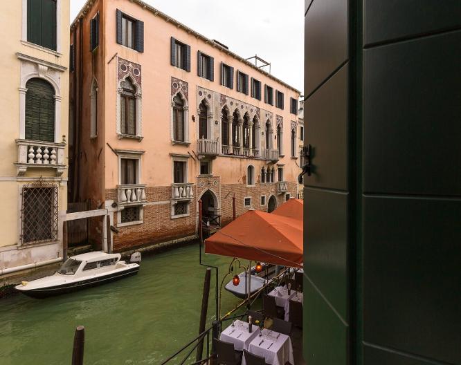 Liassidi Palace - Außenansicht