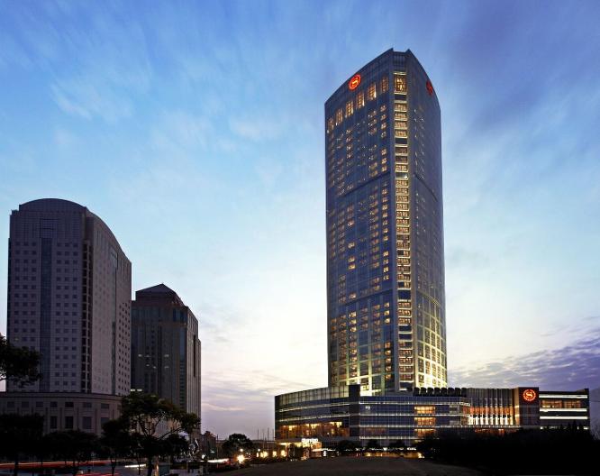 Sheraton Shanghai Waigaoqiao Hotel - Außenansicht