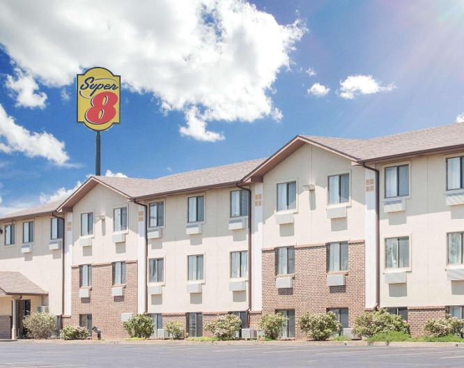 Super 8 by Wyndham Abilene KS - Außenansicht