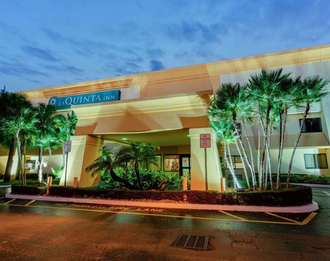 La Quinta Inn Fort Lauderdale Tamarac East - Außenansicht