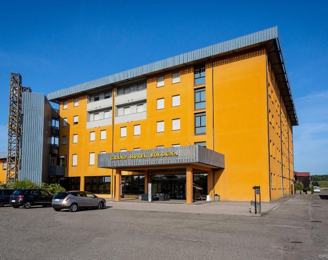 RHI Porta Bologna - Außenansicht