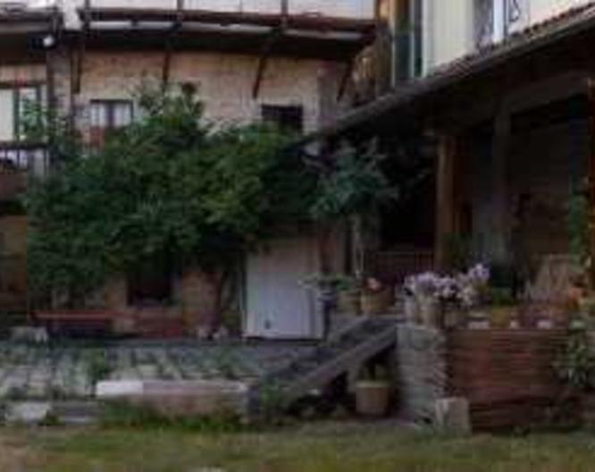 Hotel Tradita Geg & Tosk - Außenansicht