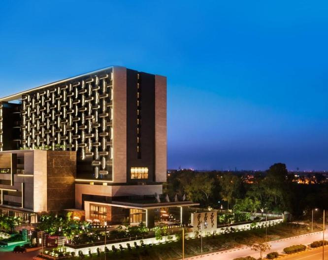The Leela Ambience Convention Hotel Delhi - Außenansicht