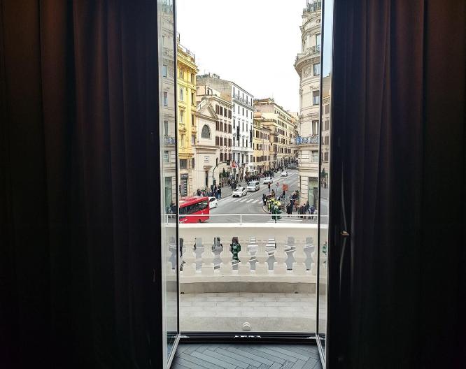 U Visionary Roma - Außenansicht