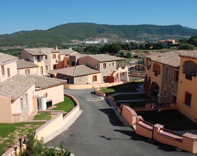 Hotel Li Troni - Außenansicht