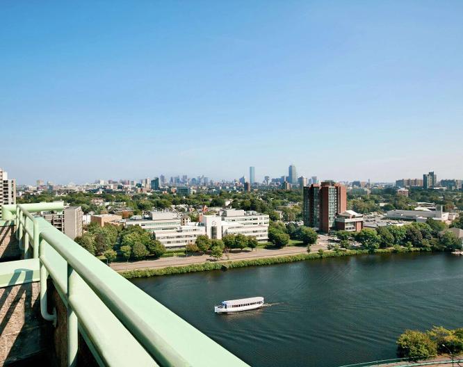 DoubleTree Suites by Hilton Boston - Cambridge - Außenansicht