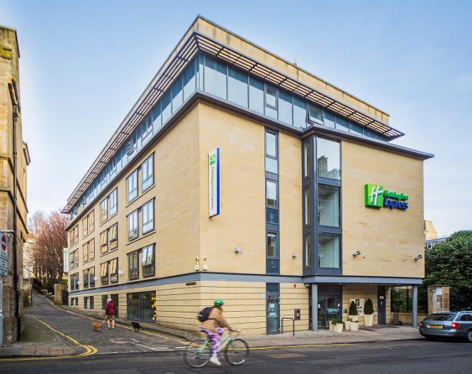 Holiday Inn Express Edinburgh Royal Mile - Außenansicht