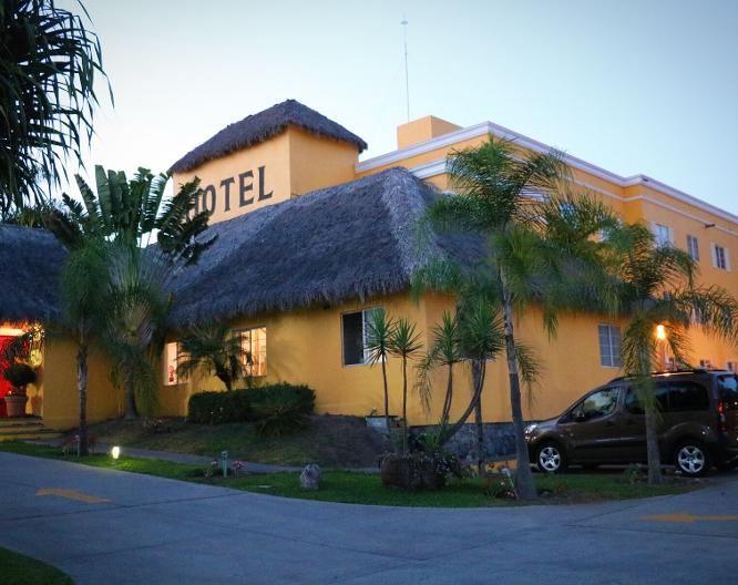 Hotel Zar Colima - Außenansicht