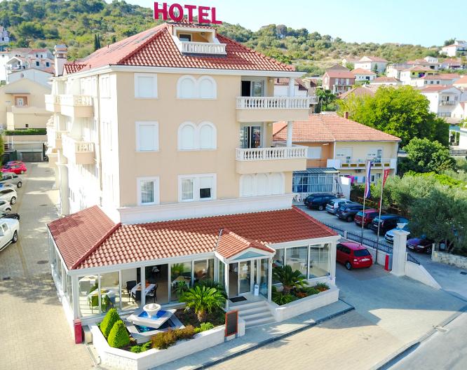 Hotel Trogir Palace - Vue extérieure