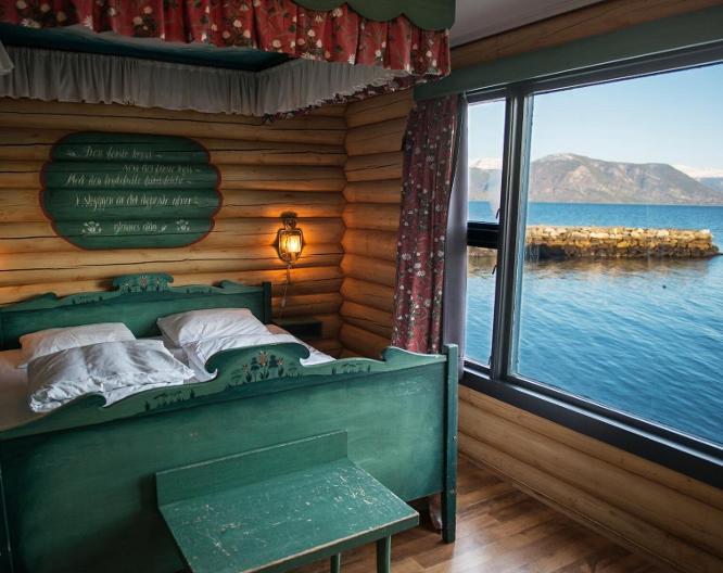 Leikanger Fjord Hotel - Landschaft