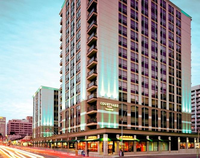 Courtyard by Marriott Downtown Toronto - Außenansicht