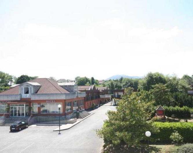 B&B Hotel Oviedo - Außenansicht