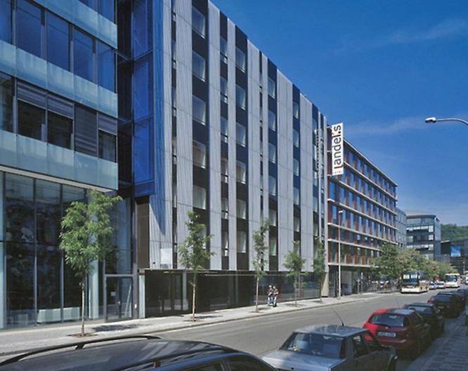 Vienna House Andels Prag - Außenansicht