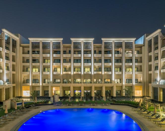 Triumph Luxury Hotel - Vue extérieure